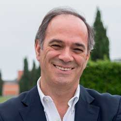 Carlos Costa